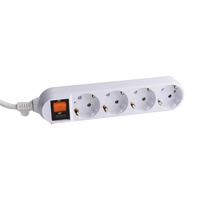 Cable3G 4 Outlet Soket Standard EU dengan suis perlindungan yang berlebihan Cable3G 4 Outlet Soket Standard EU dengan suis perlindungan yang berlebihan