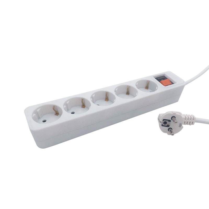 Bahan PP 1.0mm² 5 Outlet Soket Standard EU Bahan PP 1.0mm² 5 Outlet Soket Standard EU