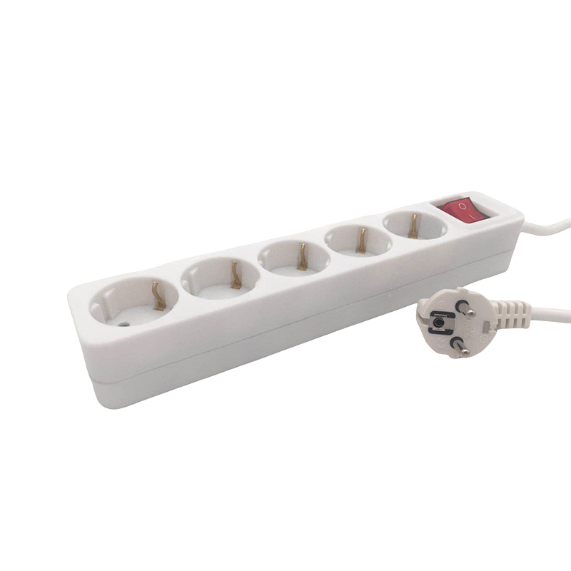 Fireproof PP Shell 5 Outlet Soket Standard EU dengan Switch Fireproof PP Shell 5 Outlet Soket Standard EU dengan Switch